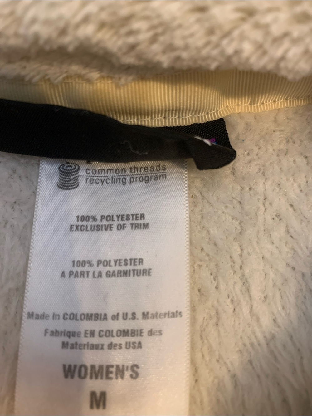 Patagonia snap fleece. Women’s medium. - Picture 10 of 12